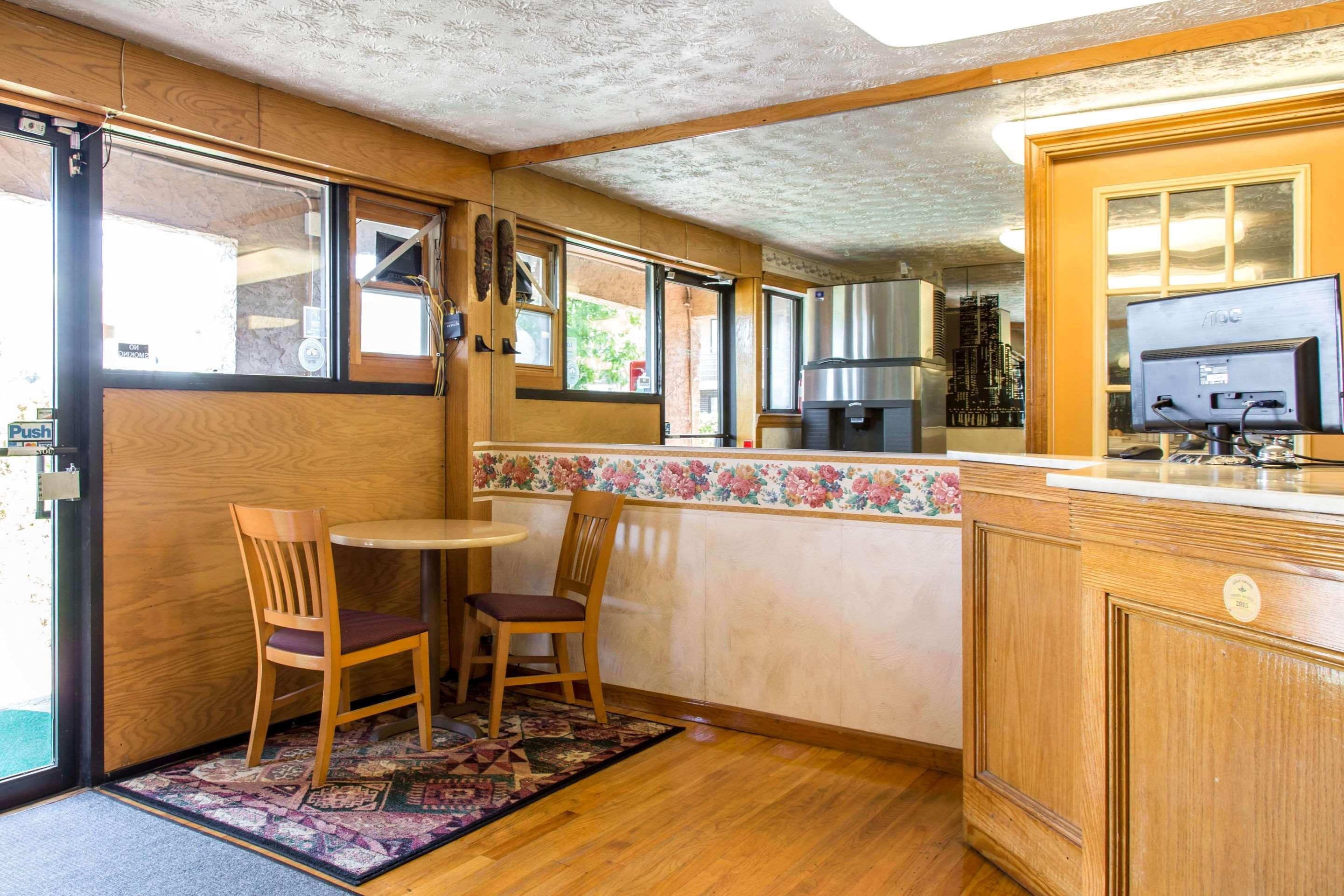 Rodeway Inn & Suites Branford - Guilford Zewnętrze zdjęcie